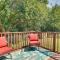 Charming Arkansas Retreat with Deck, Near Downtown! - فايتيفيل