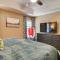 Charming Arkansas Retreat with Deck, Near Downtown! - فايتيفيل
