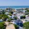 Folly Vacation Great Location, Super Cute & Spacious Apt B