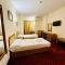 Queens Valley Hotel