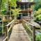 Pisgah Forest Cabin with Mountain and Waterfall Views! - Pisgah Forest