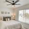 6 Mi to Lookout Mountain Scottsdale Home with Grill