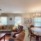 Scenic Golf Course Suites Modern 1BR with Balcony - Pawleys Island