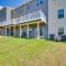 Spacious Hedgesville Retreat about 5 Mi to Golf Course