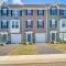 Spacious Hedgesville Retreat about 5 Mi to Golf Course