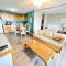 Royal Kuhio 1702 - Spacious Studio with Stunning Mountain City Views in the Heart of Waikiki!