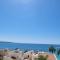 Modern Seaview Townhouse in Coral Bay