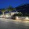 Reisis Family Residence