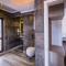 8 1/2 Art Guest House 8 1/2 Art Guest House