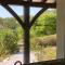 Peaceful gîte with stunning pool near market town