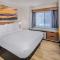 Days Inn & Suites by Wyndham Greeley