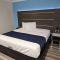 Travelodge Inn & Suites by Wyndham Fullerton - Fullerton