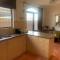 Super spacious Fremantle Villa 3 Bedrooms 3 Bathrooms