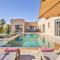 Villa Sakina, piscine Chauffée, ping-pong, cuisinière - مراكش