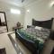 Bahria Town near Talwar Chouk - Two Bedrooms with kitchen and living room available in 10 Marla Independent house