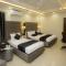 Hotel white season Gulberg
