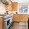 330 W Pacific B townhouse