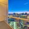 SIGNATURE MGM TOP 38th FLOOR PENTHOUSE, BEST DELUXE BALONY STRIP VIEW SUITE, NO RESORT FEE, FREE VALET, SHORTEST WALK 2 MGM - لاس فيغاس