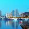 Cozy Penthouse 2BR Suite w Balcony - Amazing Manila Bay View and City Skyline near MOA