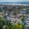 Sand Dollar Cottage Rockaway - Meredith Lodging
