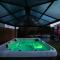 Fun Filled Renovated 80s Gem, 400m to Beach!