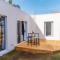 Heights Guesthouse - Hideaway in Kiama Heights