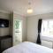 Stylish Village Townhouse w/ Parking – Near Leeds & York