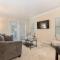 Lovely 1-bedroom apartment w/ Pool + Wi-Fi - Charlotte