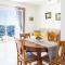 Sea View Apartment with Private Secure Parking 3
