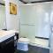 Downtown 4bd 2ba View Skytrain 2 Free Parking