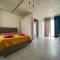 Minimal & Arty Townhouse