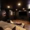 Near Drake/Downtown packed w/Amenities - Hot Tub - Movie Theater