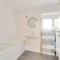 Pass the Keys 49 Byron Square Modern and Spacious 3 Bed Home with Free Parking - Cambridge
