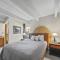 WH102 Wheeler House condo