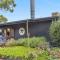 Mid Century 4 Bedroom Getaway in Barossa Vineyard - Nuriootpa