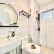 Amber 2B2B Cozy apt Wi-Fi TV Box near Encore Melaka