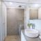 HOT Stylish Costal 3 ensuite apartment on Redcliffe, Brisbane