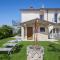 Villa Lisi With Pool