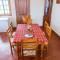 Wild Amboseli Ndovu Cottage.