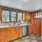 12 Mi to Portland Home with Clackamas River Views - Gladstone