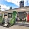 12 Mi to Portland Home with Clackamas River Views - Gladstone