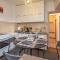 Vivid Condo by NDK and Vitosha Blvd with Free Secured Parking and AC - Sófia