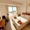 Top floor 2 bedroom apartment E101, 3 pools, sea view, FREE WIFI
