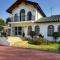 Sky view Guest House
