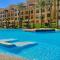Ultra Luxury 3BR with Pools ,Sports ,Dining in Gated compound, Close to all sites