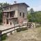 Refurbished 3 Bedroom Farmhouse in Emilia