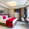 The Peak Hotel