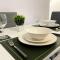 Birks House By RMR Accommodations - NEW - Sleeps 8 - Modern - Parking - Stoke on Trent