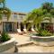 Large Ocean Front Home Close to Village - Surfside Gecko