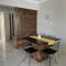 New Sea View Flat in Long Beach